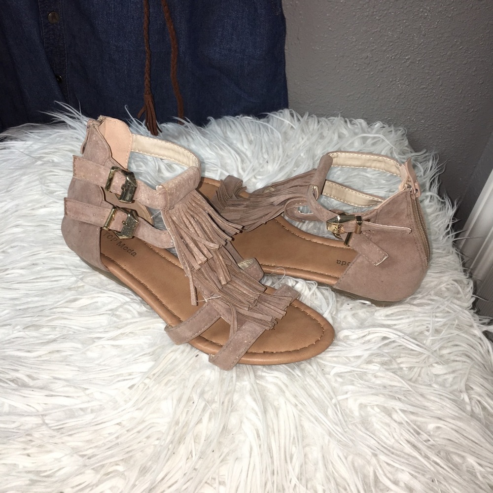 Stylish Hot Fashion Nude Native Fringe Sandal